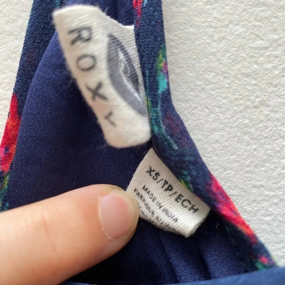 ROXY - Racer Back Blue Floral Dress - Picture 6 of 6